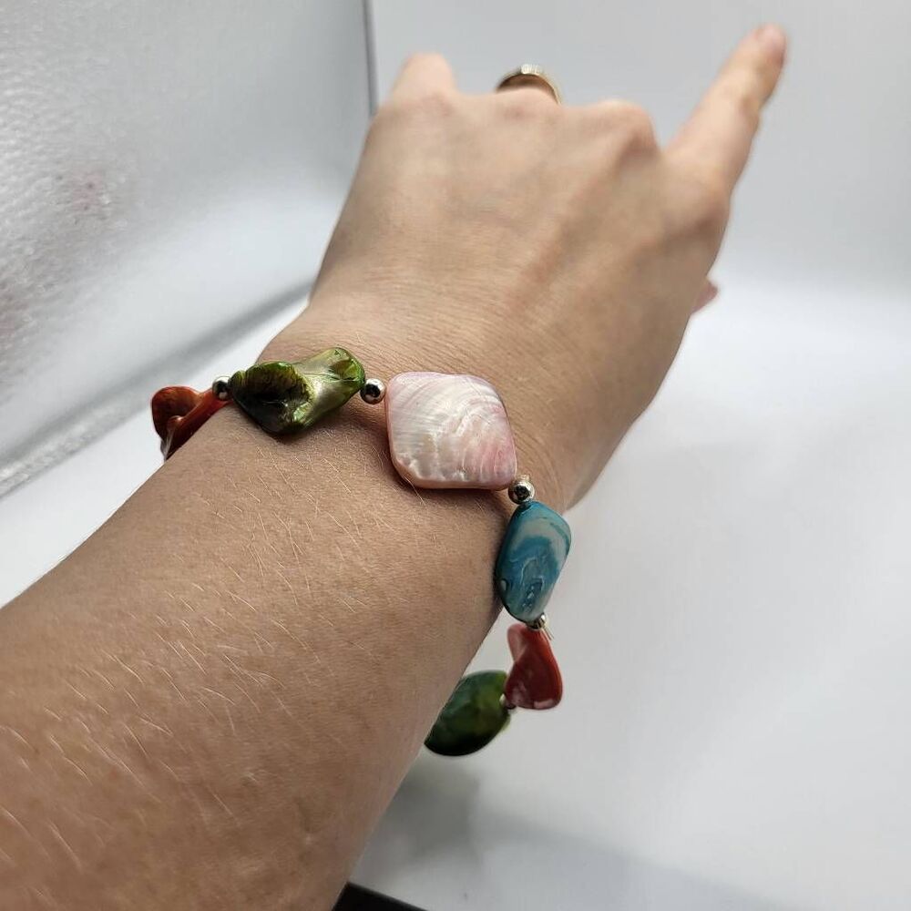 Bohemian Dyed Abalone Shell Bracelet - image 3